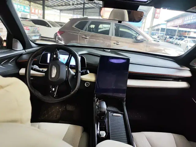 Geely Boyue L — Фото автомобиля 6