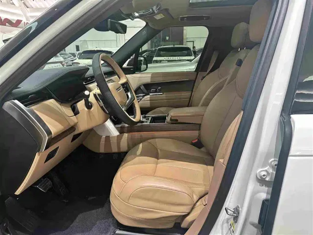 Land Rover Range Rover — Фото автомобиля 11