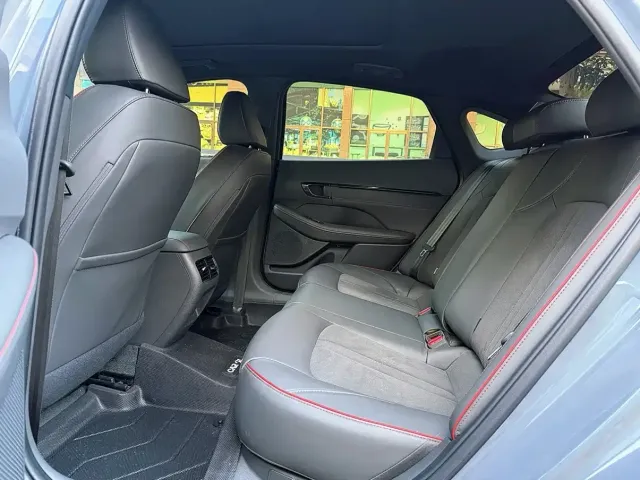 Hyundai Sonata — Фото автомобиля 6