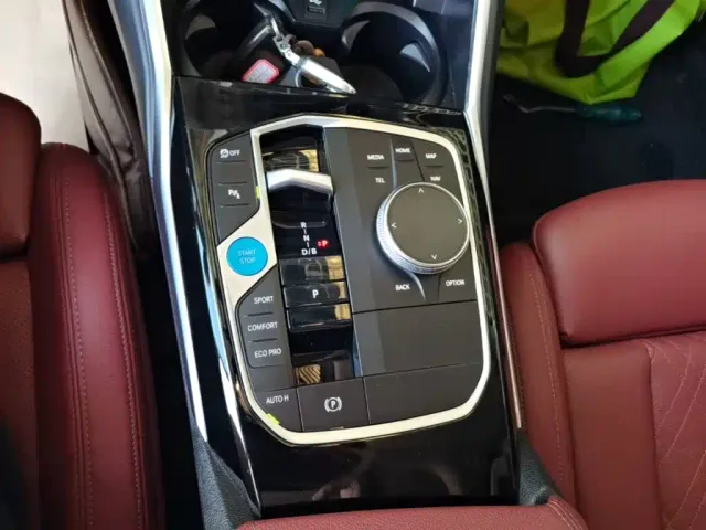 BMW i3 — Фото автомобиля 13