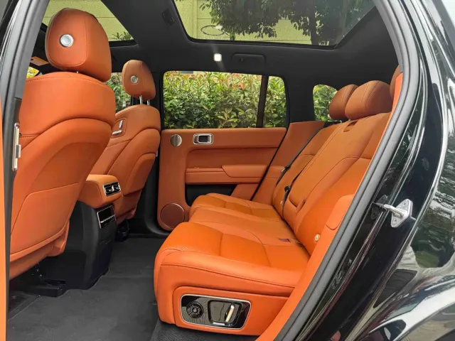 Li Auto L7 — Фото автомобиля 4