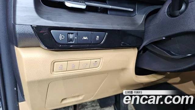 Kia Canival Carnival 4 поколение Дизель 9 мест Signature — Фото автомобиля 14