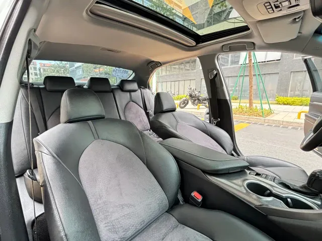 Toyota Camry — Фото автомобиля 18