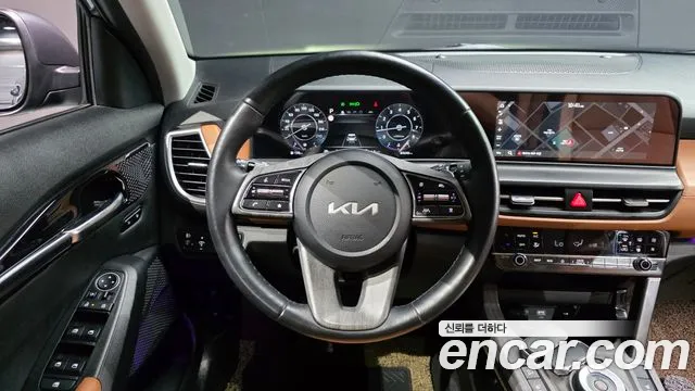 Kia Seltos Бензин 1.6 турбо 2WD — Фото автомобиля 10