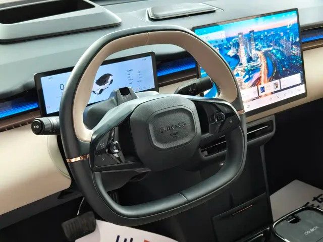 Lynk & Co Z20 — Фото автомобиля 8