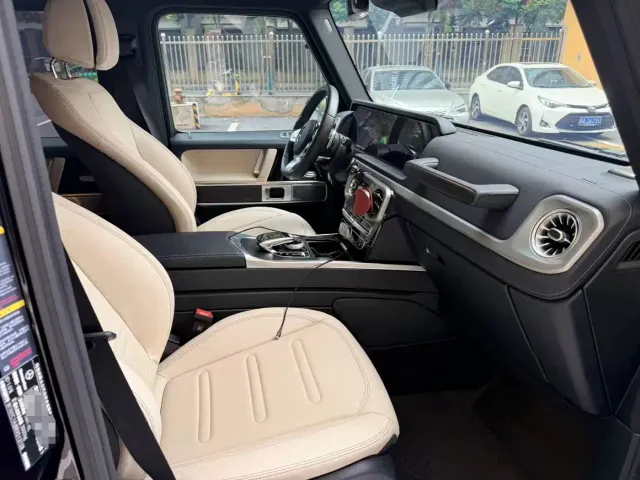 Mercedes-Benz G-Class — Фото автомобиля 4
