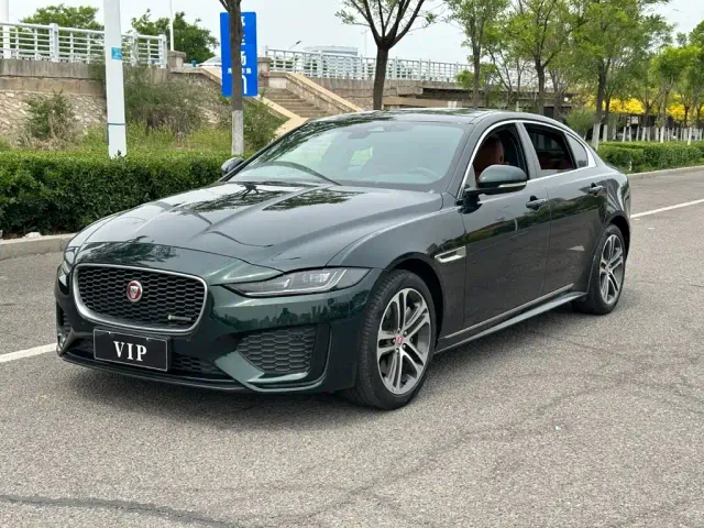 Фотография автомобиля — Jaguar XEL