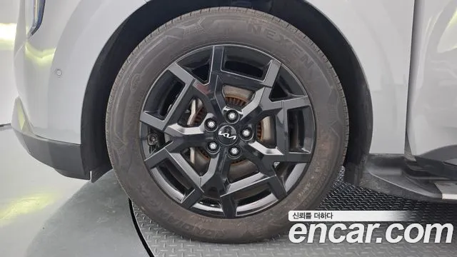Kia Carnival 4th Gen — Фото автомобиля 5
