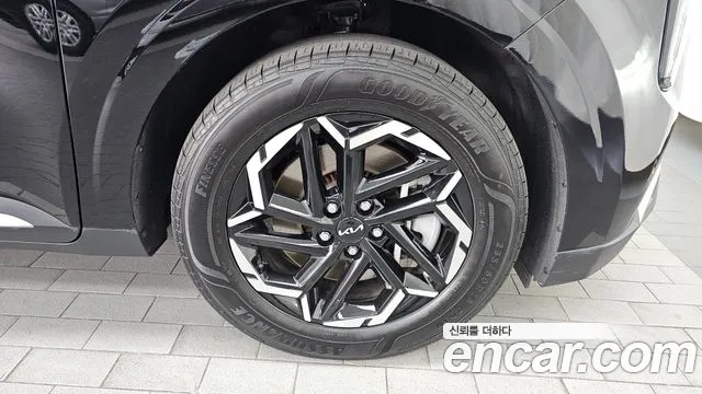 Kia Carnival Generation 4 — Фото автомобиля 6