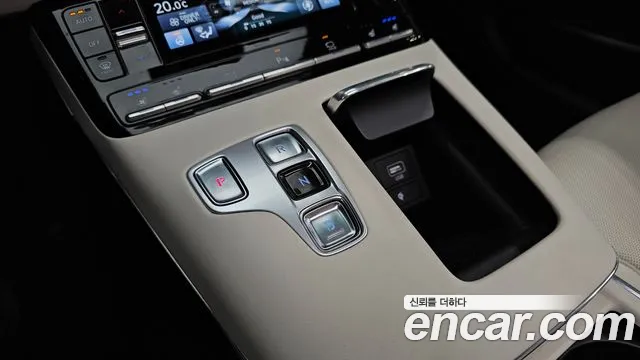 Hyundai Grandeur Grandeur (New) Hybrid — Фото автомобиля 9