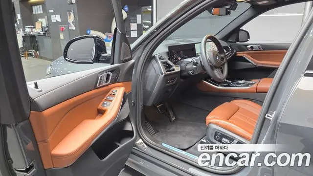 BMW X5 xDrive 40i M Sport Pro — Фото автомобиля 10