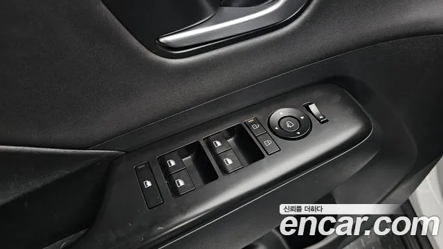 Hyundai Kona — Фото автомобиля 24