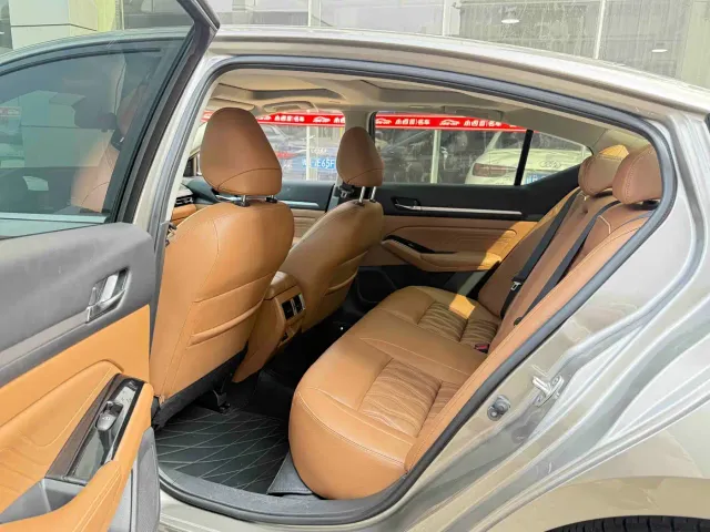 Nissan Teana 2022 2.0T XV Premium Edition — Фото автомобиля 6