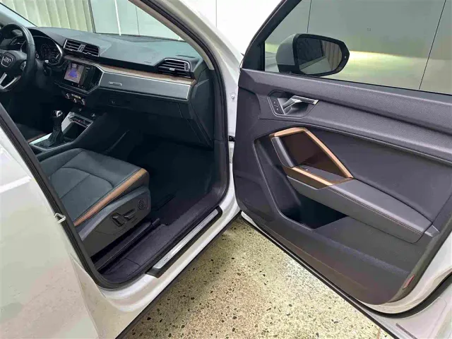 Audi Q3 — Фото автомобиля 21