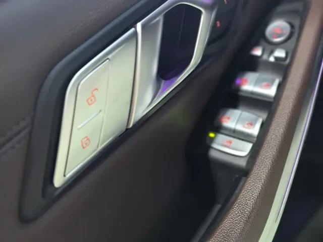 BMW 3 Series — Фото автомобиля 7
