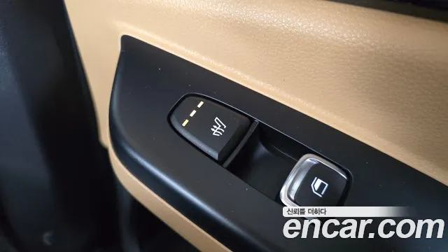 Kia Carnival Generation 4 — Фото автомобиля 19