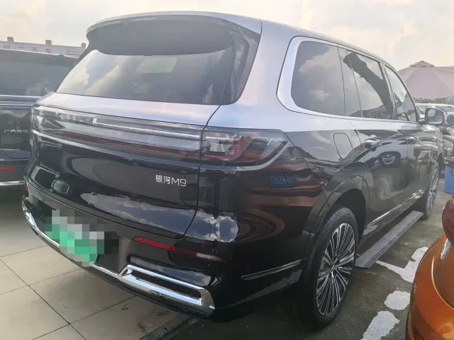 Geely Galaxy M9 — Фото автомобиля 10