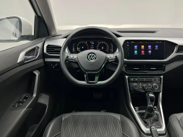 Volkswagen T-Cross — Фото автомобиля 20