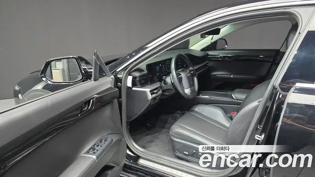 Hyundai Grandeur Grandeur (GN7) 2.5 Бензин 2WD — Фото автомобиля 10