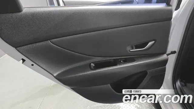 Hyundai Avante CN7 — Фото автомобиля 14