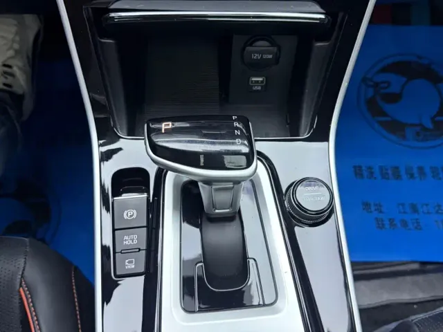 Kia Seltos — Фото автомобиля 16