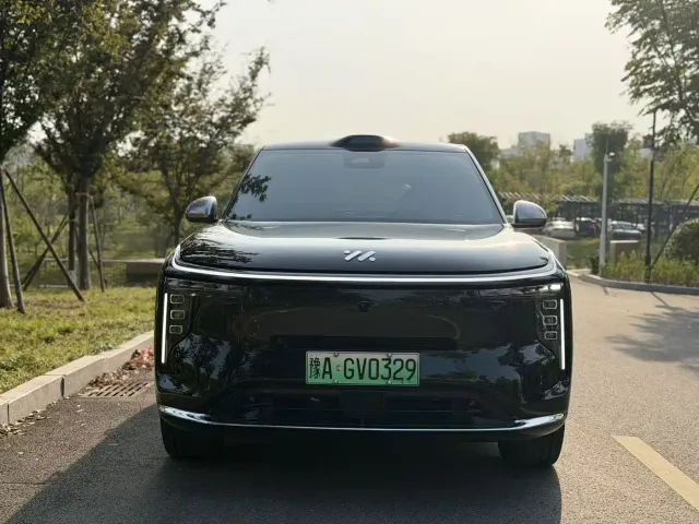 IM Motors LS8 — Фото автомобиля 2