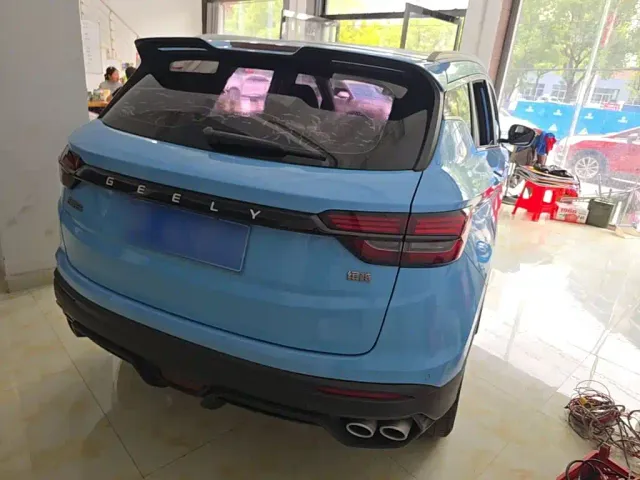 Geely Binyue — Фото автомобиля 6