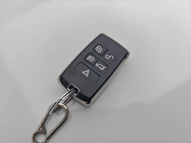 Jaguar XEL — Фото автомобиля 20