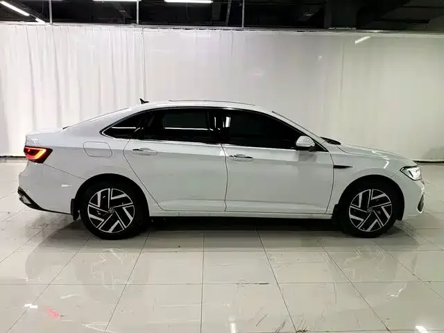 Volkswagen Sagitar — Фото автомобиля 9