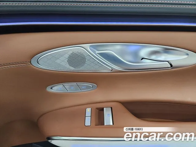 Genesis GV70 2.5T Бензин AWD — Фото автомобиля 17