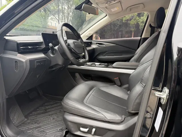 Wuling Starlight — Фото автомобиля 6
