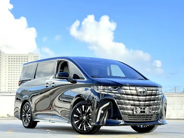 Toyota Alphard — Фото автомобиля 4