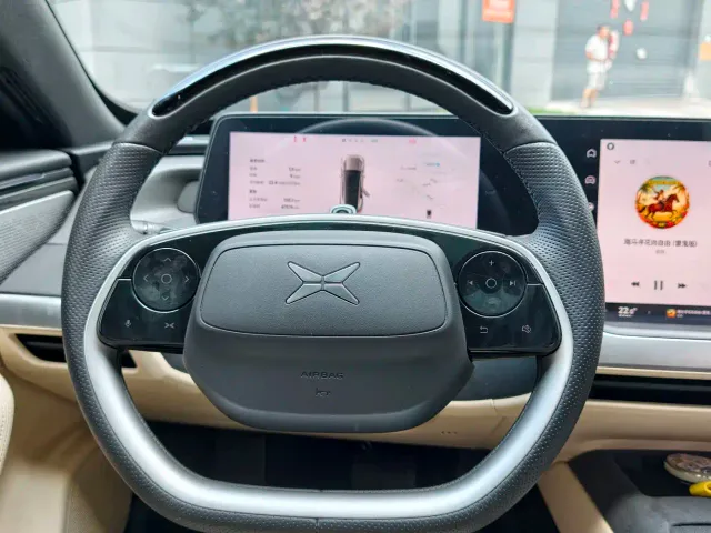 XPeng XPeng P7 2022 Model 670N+ — Фото автомобиля 22