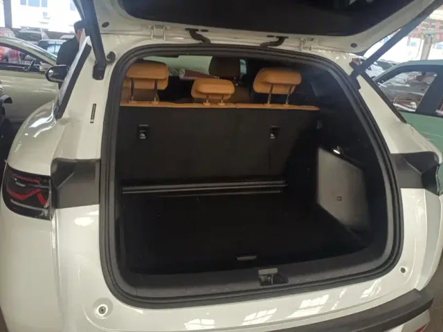 BYD Song L DM-i — Фото автомобиля 4