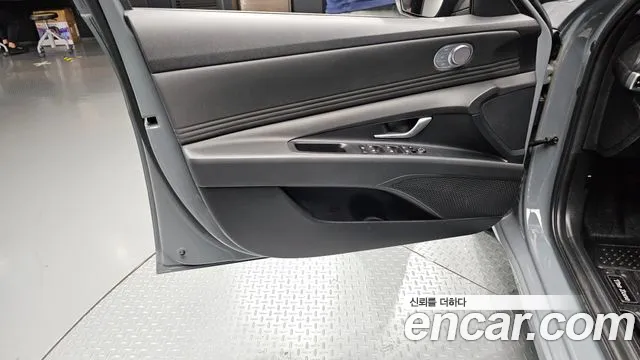 Hyundai AVANTE Avante (CN7) — Фото автомобиля 23