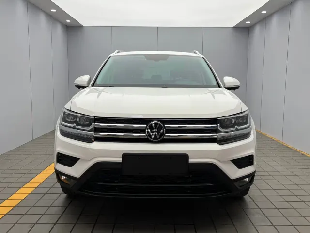 Volkswagen Tharu — Фото автомобиля 2