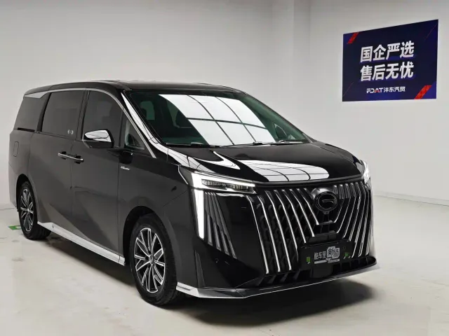 GAC Trumpchi M8 — Фото автомобиля 3