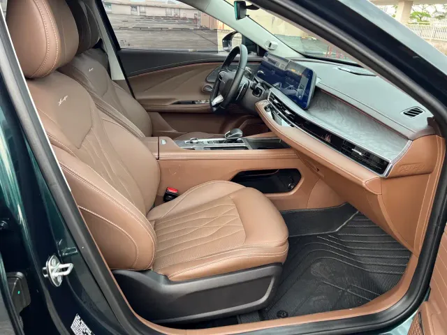 Chery Arrizo 8 — Фото автомобиля 6