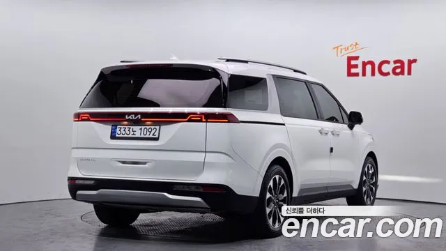 Kia Canival Carnival 4 поколение 9 мест Prestige — Фото автомобиля 2