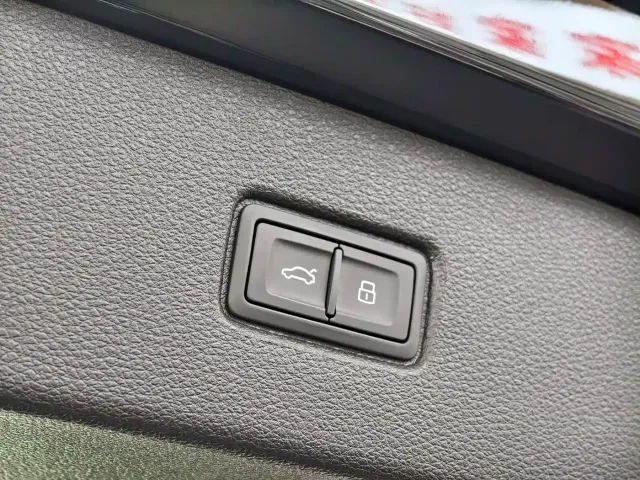 Audi Q7 — Фото автомобиля 21