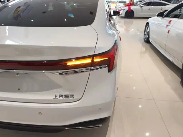 Buick LaCrosse — Фото автомобиля 7