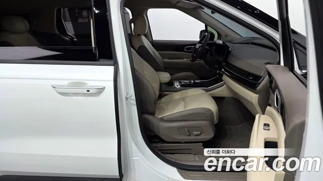 Kia Carnival 4th Gen — Фото автомобиля 16
