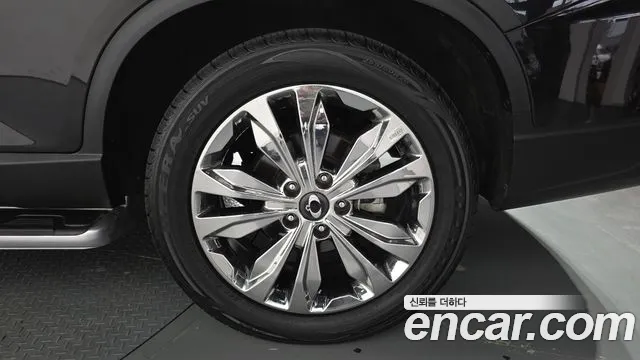 KG_Mobility_Ssangyong Rexton Rexton Arena Дизель 2.2 4WD — Фото автомобиля 15