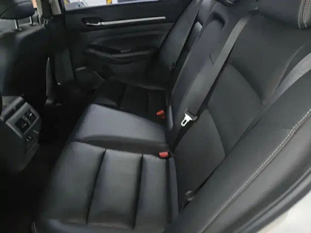 Nissan Teana — Фото автомобиля 16