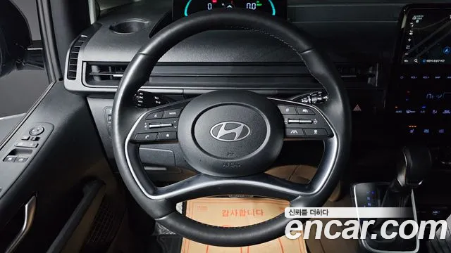 Hyundai Staria — Фото автомобиля 12