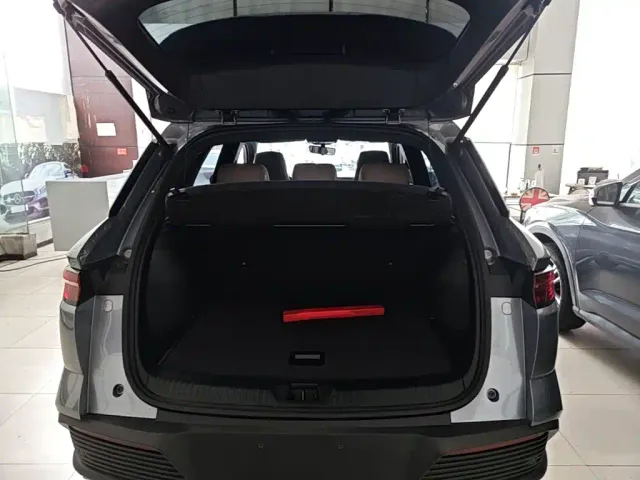 BYD Song Pro — Фото автомобиля 18