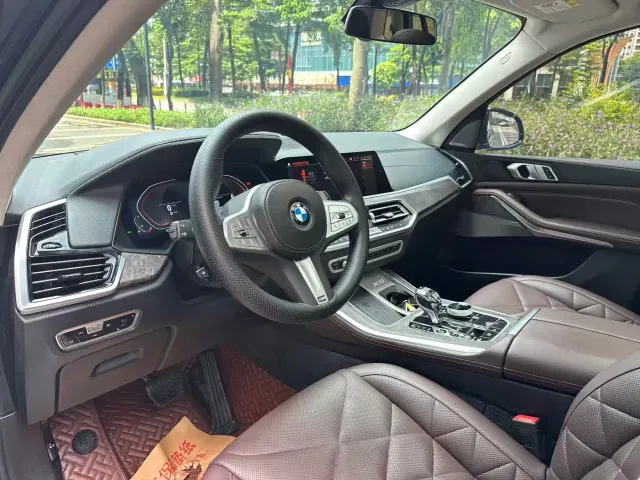 BMW X5 — Фото автомобиля 8