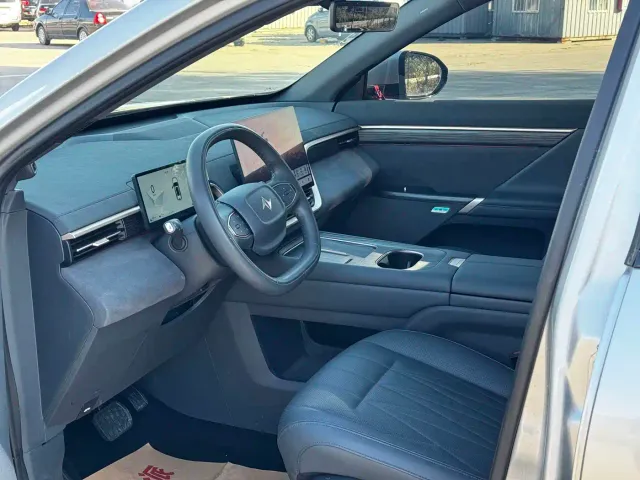 Dongfeng eπ 008 — Фото автомобиля 19