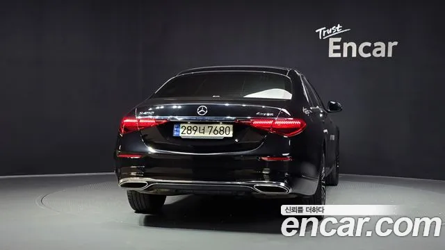 Mercedes-Benz S-Class — Фото автомобиля 4