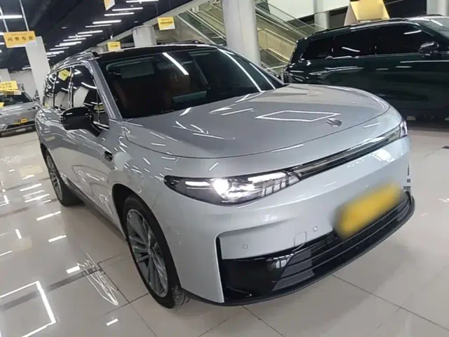 Leapmotor C16 — Фото автомобиля 3